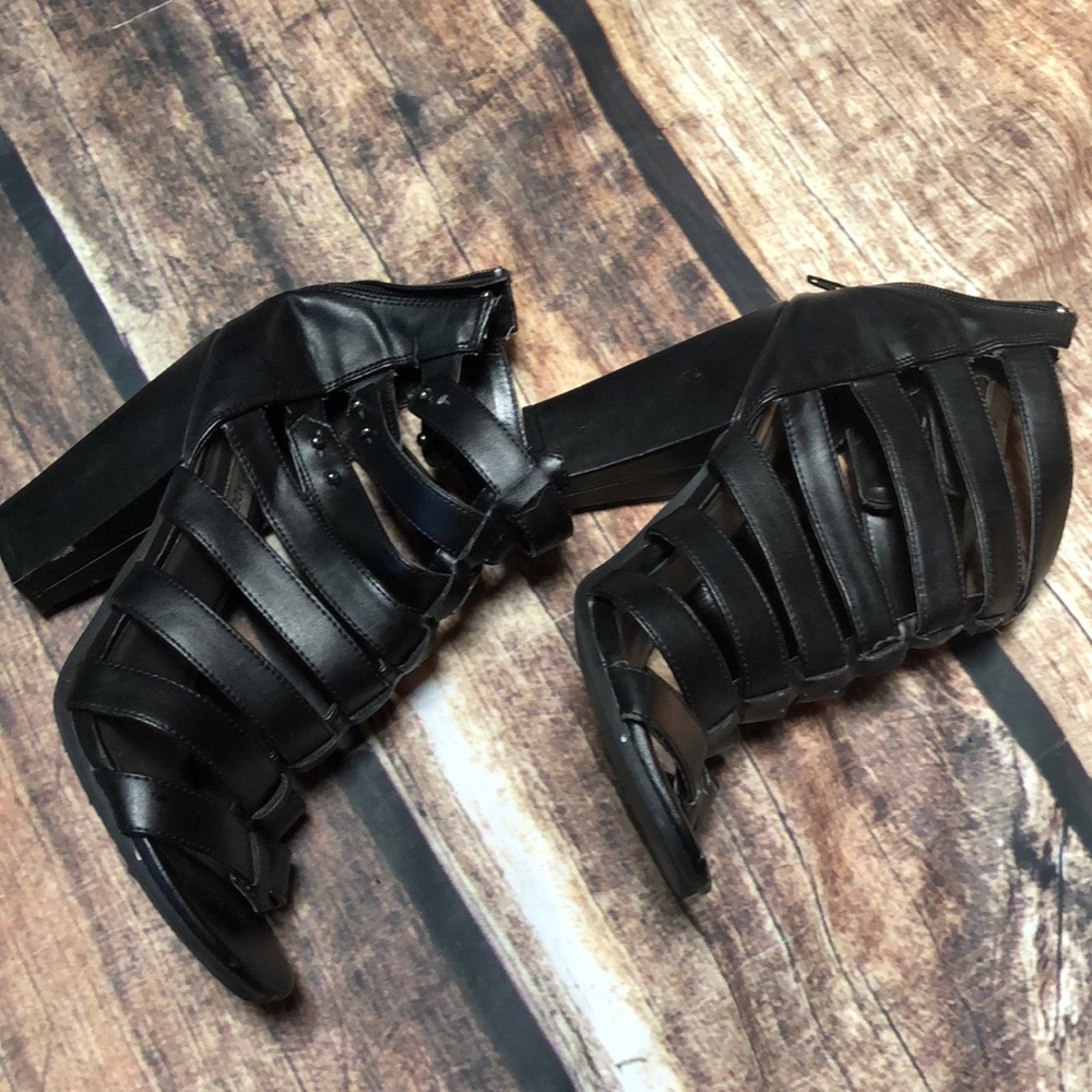 STEVE MADDEN Heel shoes